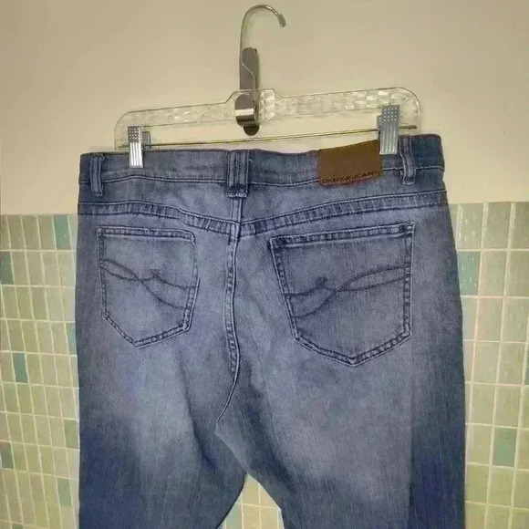 DKNY Y2K Plus Size Low Rise Flare Jeans - Picture 10 of 10